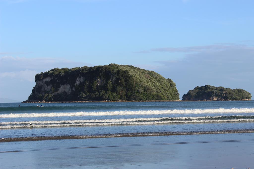 Stunning Views Bed, Breakfast & Health Retreat Bed & Breakfast Whangamata Exterior photo